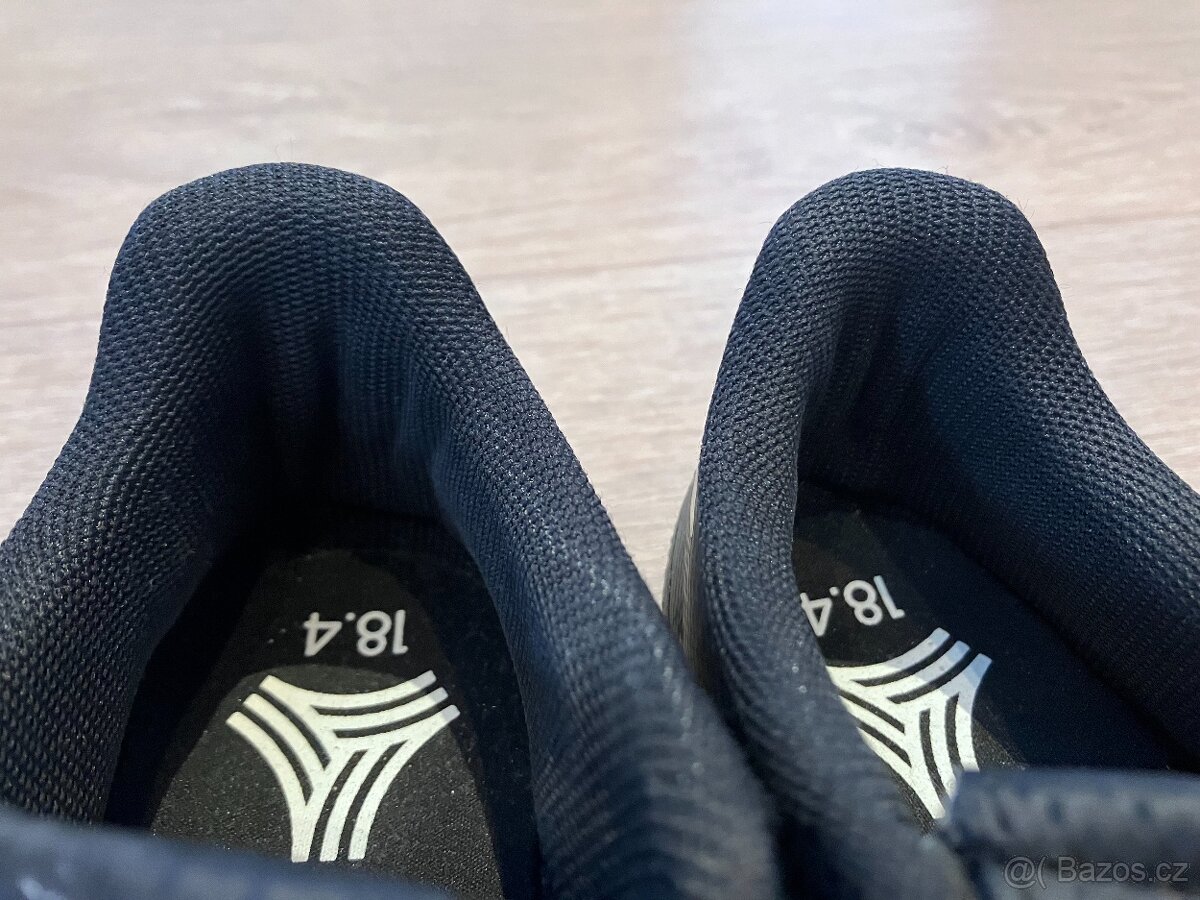 Sálovky Adidas Copa vel 42 - 7