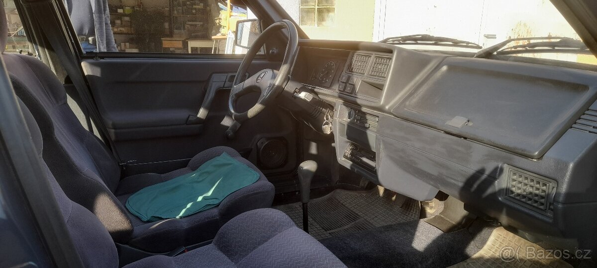 Škoda Favorit - na díly - 7