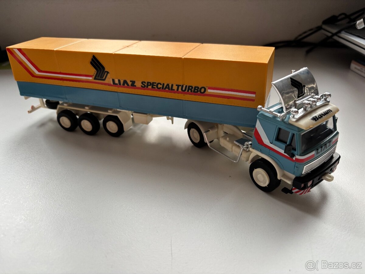 Modely - DAKAR - 7