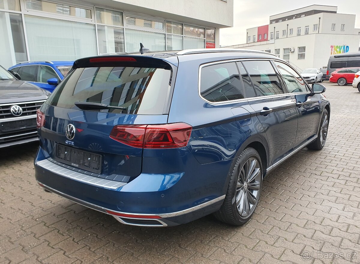 VW Passat B8 GTE Variant 1.4TSI 160kW DSG - záruka Autodraft - 7