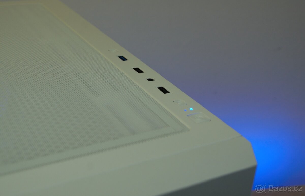 HERNÍ PC- Ryzen 5 5600, RTX 5060 8GB, 32GB RAM, SSD 1TB - 7