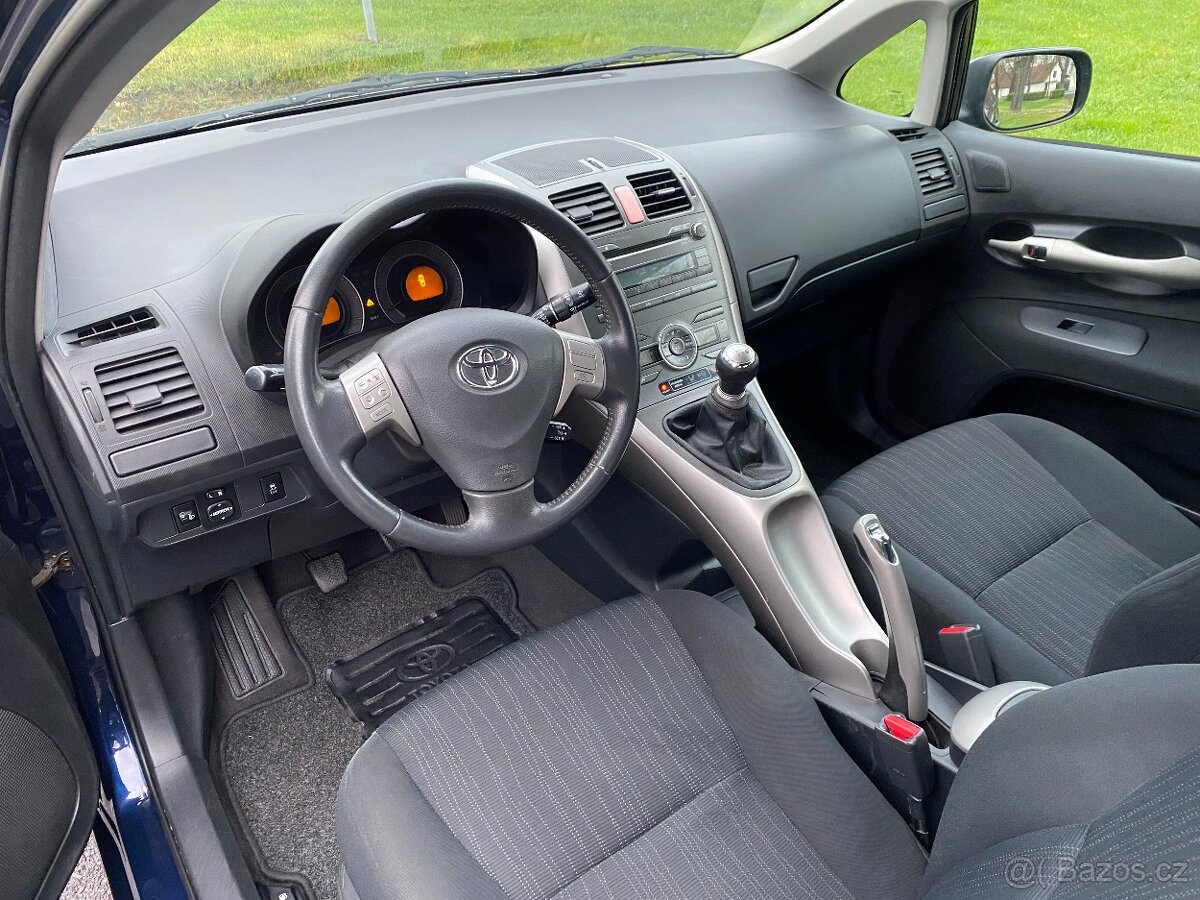 TOYOTA AURIS 1.6 VVT-i - KLIMATIZACE, TEMPOMAT - 7