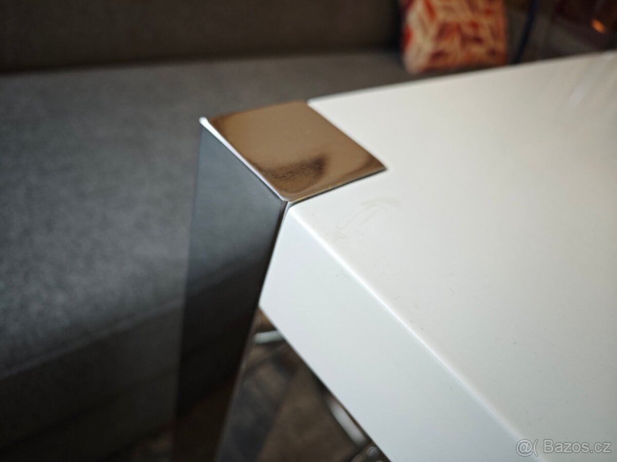 Jídelní stůl + 4 židle - 7