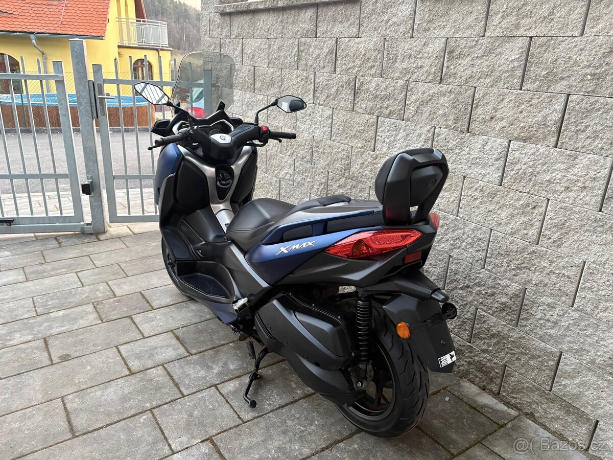 Yamaha x Max 300 - 7