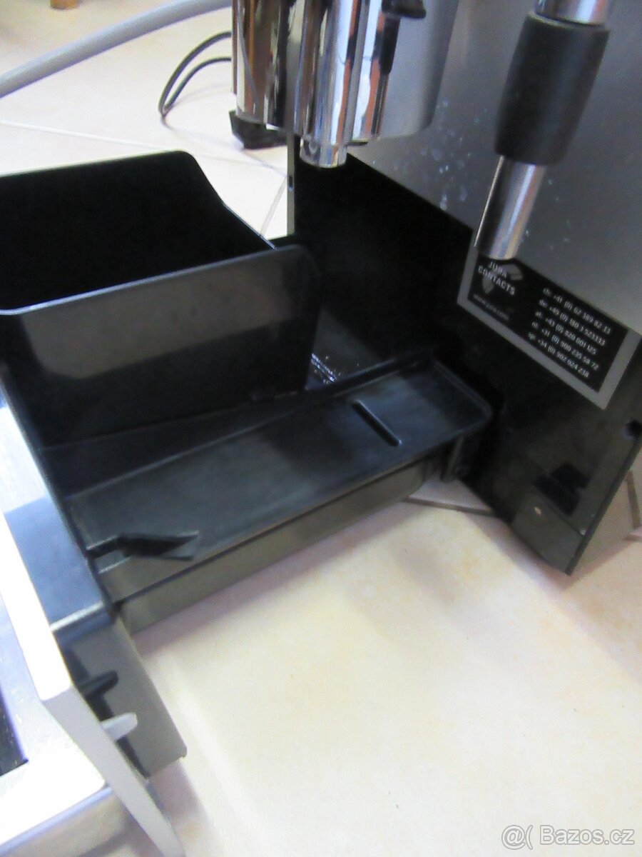 Nabízím kávovar Jura ENA 9. Plně funkční. Nejde o novou věc. - 7