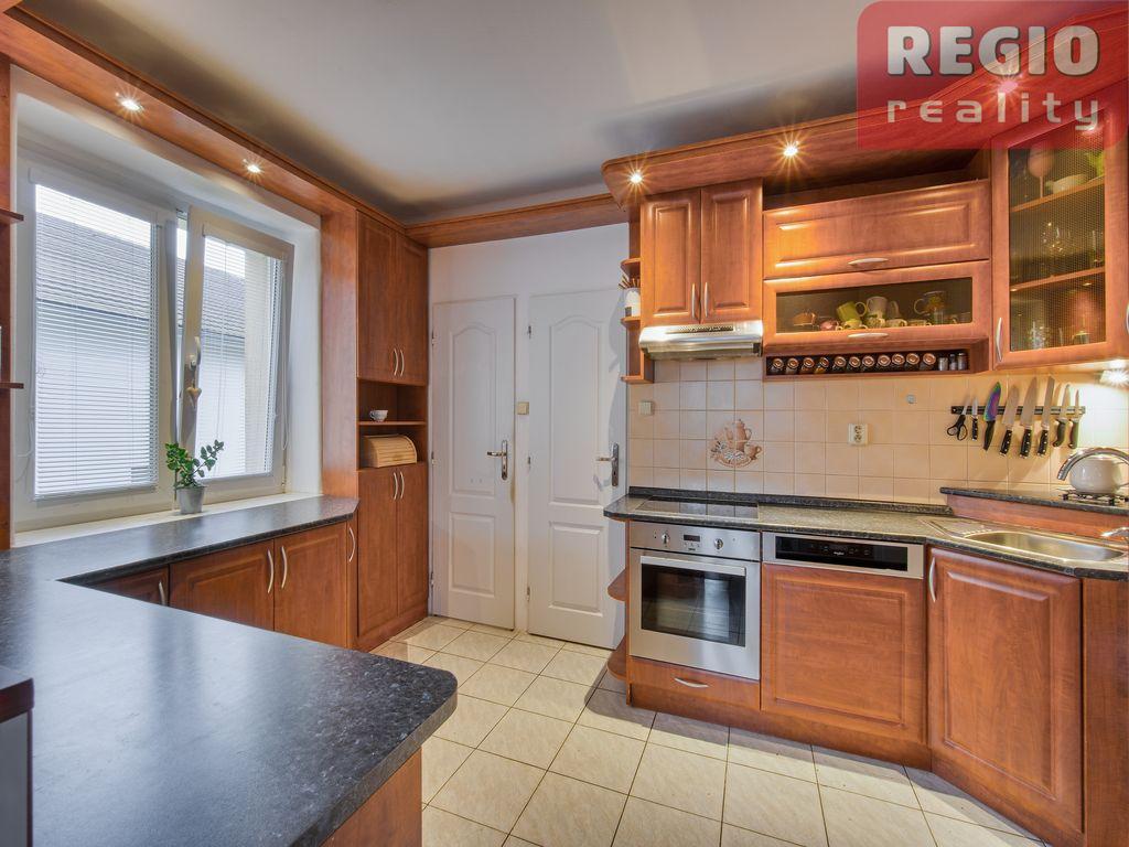 REZERVOVÁNO - Prodej rodinného domu 5+kk, Místek, ul. Luční - 7