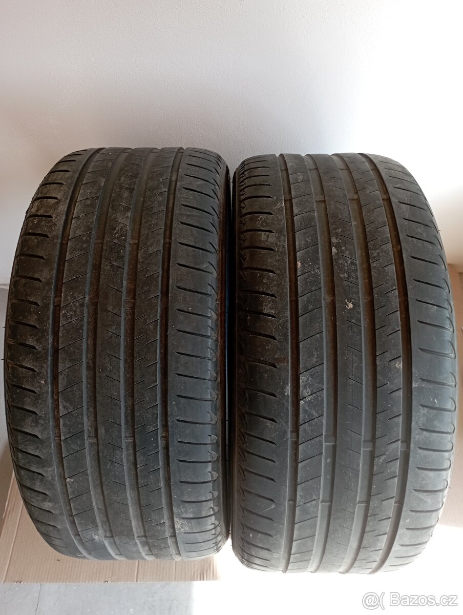 245/40/21 a 275/35/21 Bridgestone letní runflat - 7