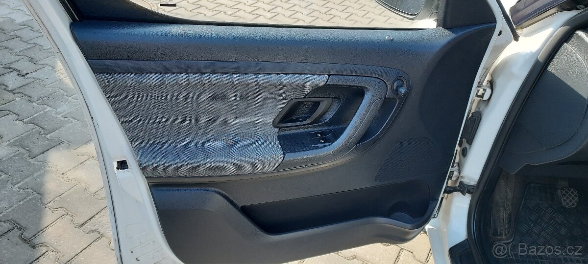 Roomster 1,4 benzin 63kw - 7