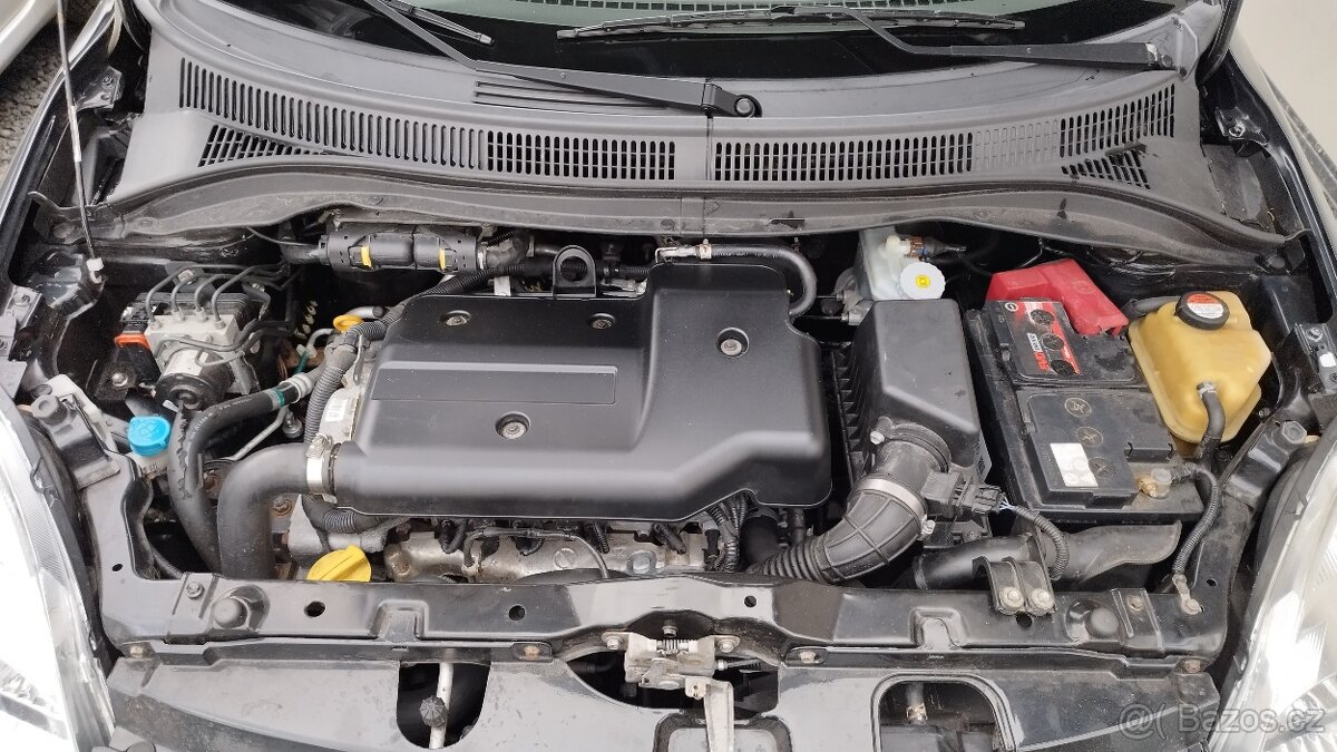 Suzuki Swift 1.3 - 7