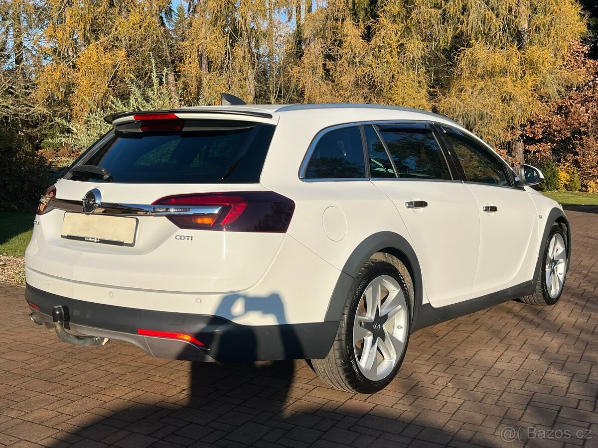 Opel Insignia Country 2.0 CDTI Xenon Navi Kamera - 7