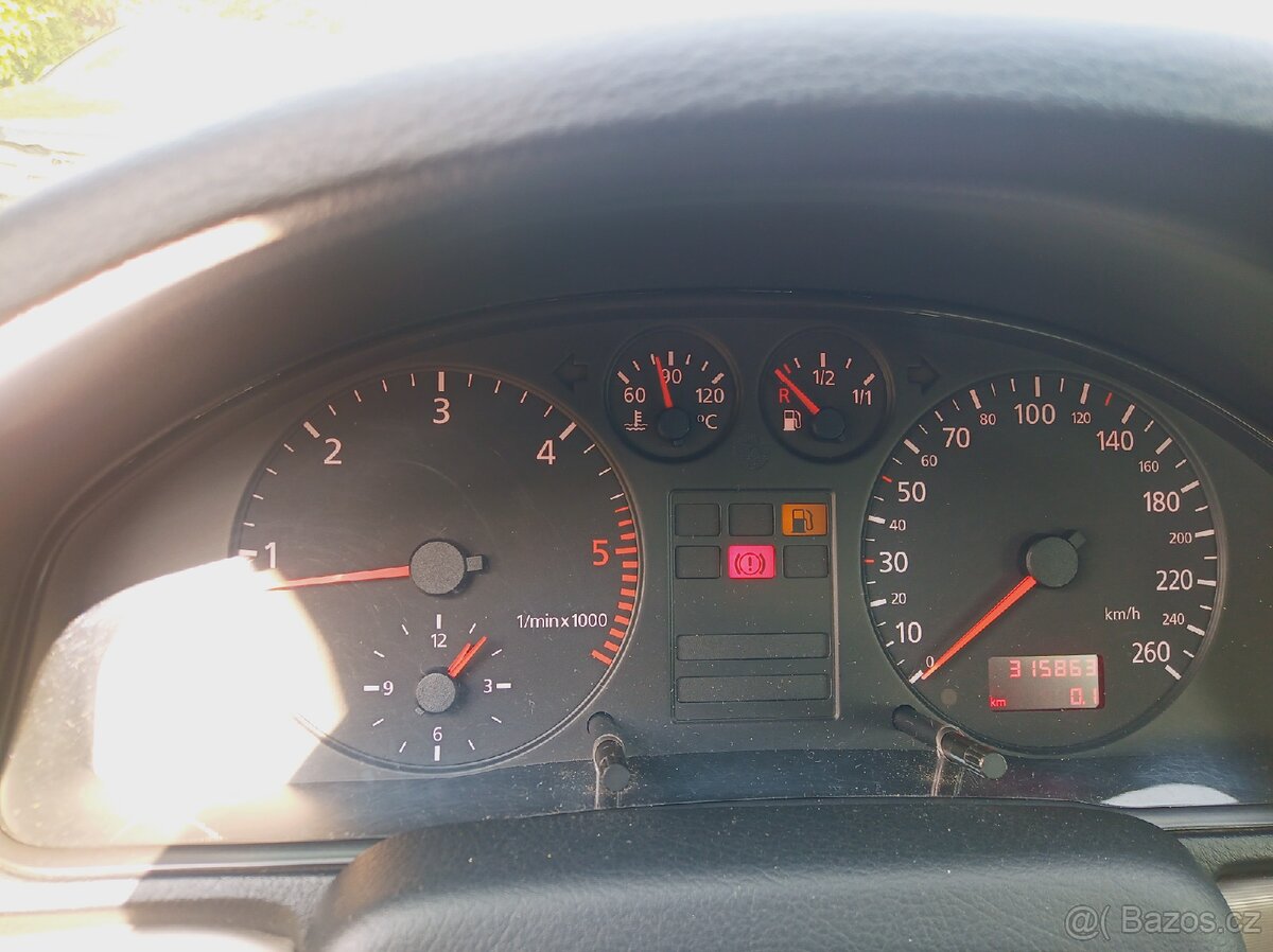 Audi A4 2.5 TDI - 7