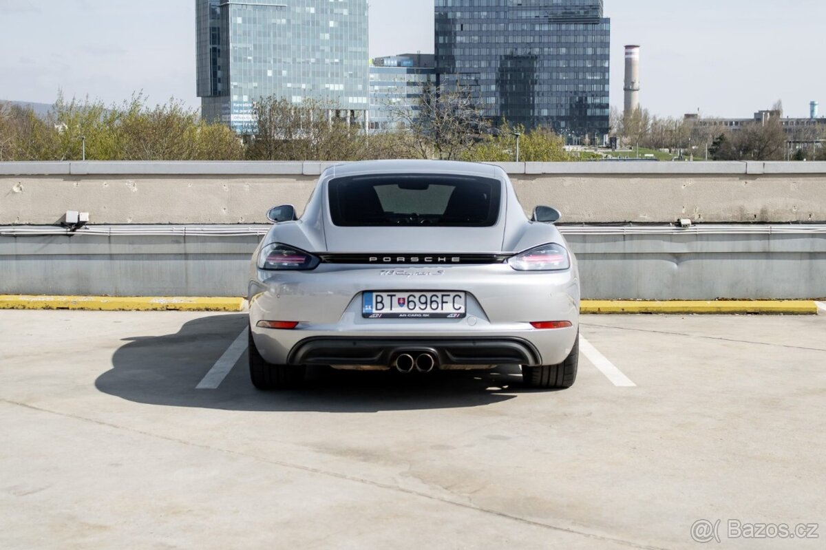 Porsche Cayman 718 S - 7