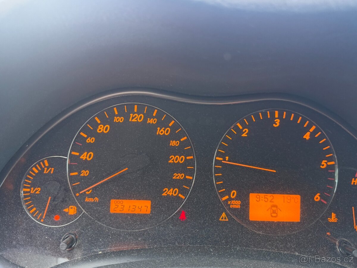 Toyota Avensis 2,2 D-Cat 130 KW.12/2007. - 7