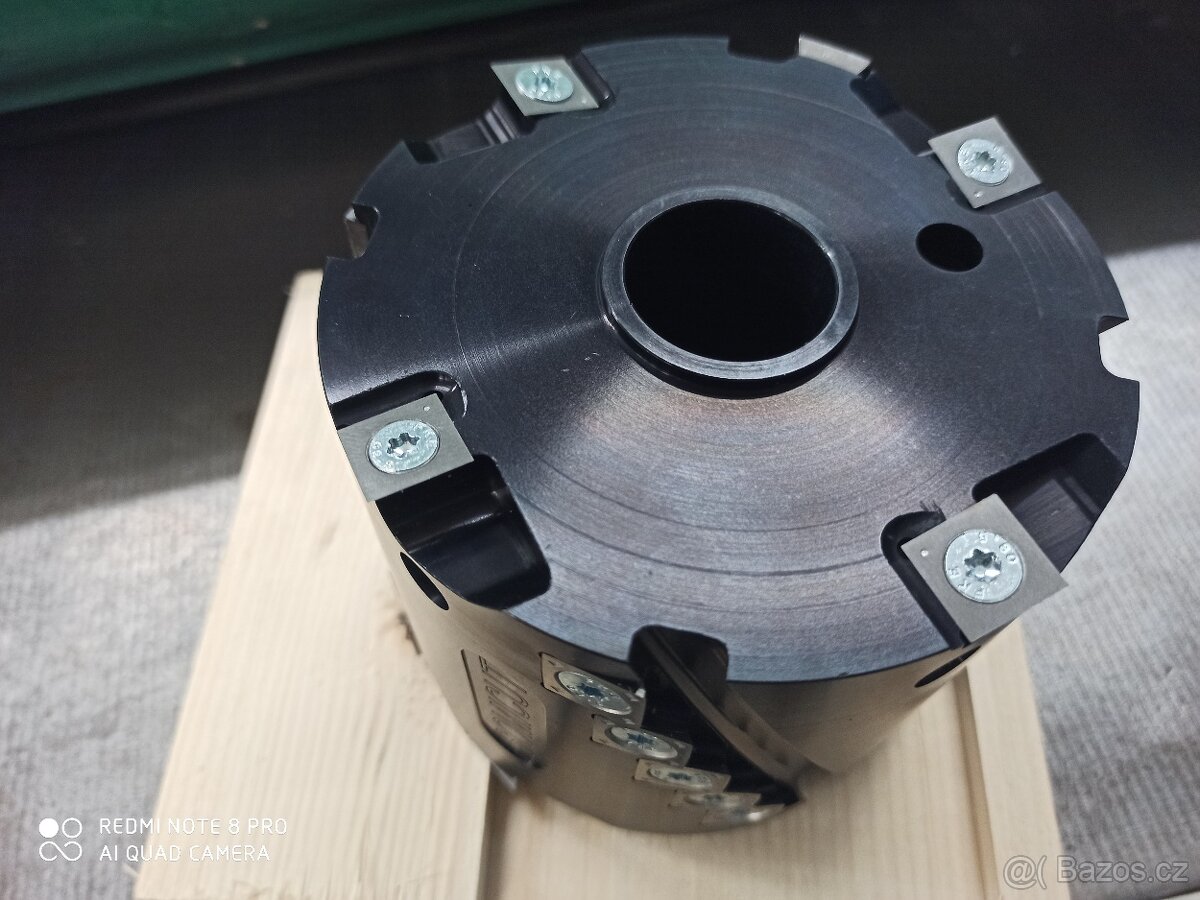 Na starý litinový stroj vyrobíme žiletku, řešení je SOMICUT - 7