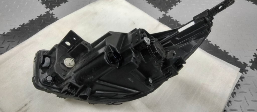 Kia Rio IV 4 YB 2017- prave predne svetlo lampa - 7