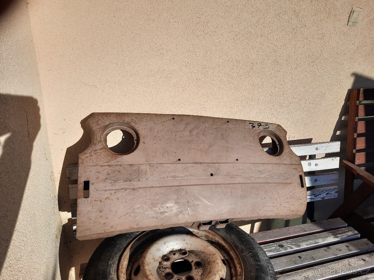 Fiat 850 Coupe I.seria přední čelo,tesnení čelného skla - 7