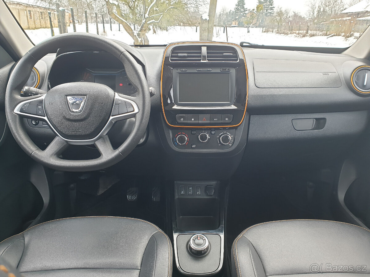 Dacia Spring, dojezd 150-250km, rychlonabíjení CCS - 7