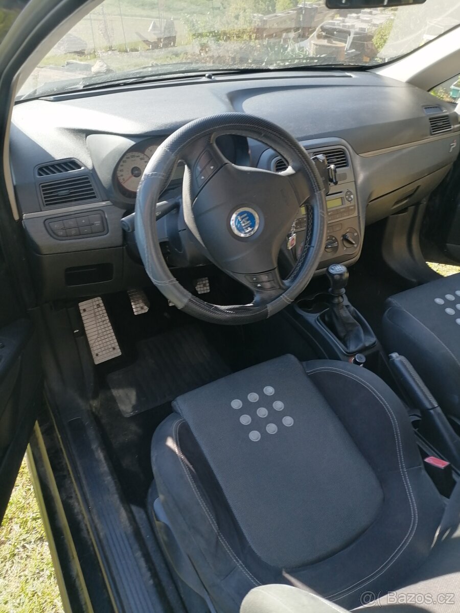 Fiat Punto Grande 1,9 D - 7