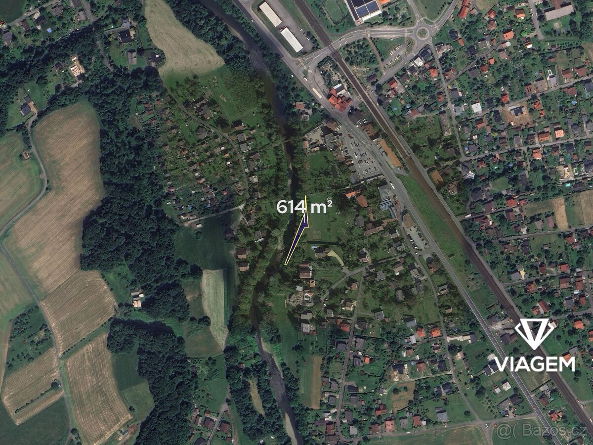 Zahrada 614 m² - 7