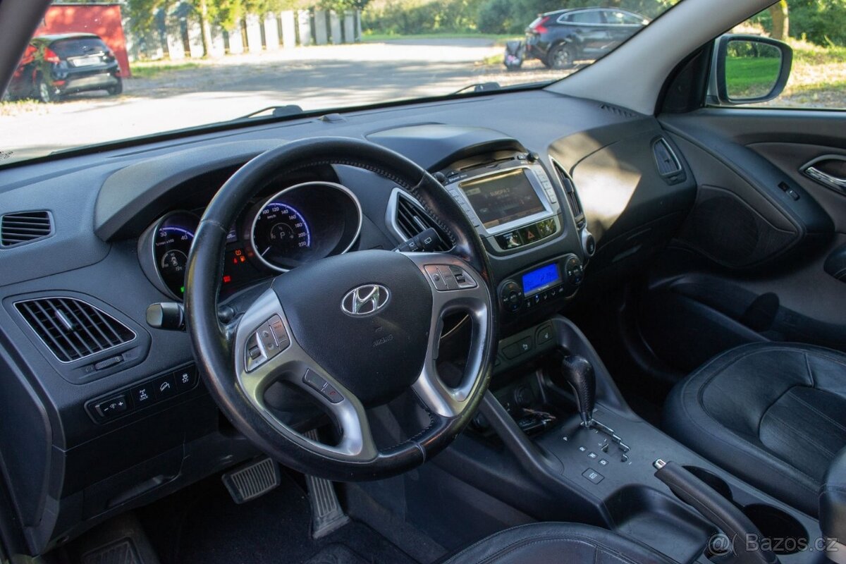 Hyundai ix35 2.0 CRDi VGT Premium 4x4 A/T - 7