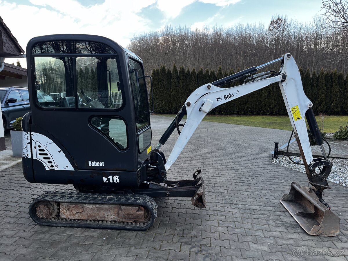 minibagr Bobcat E16 - 7