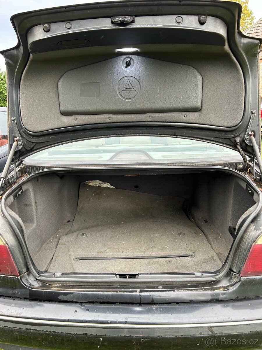 Bmw e39 530DA 135kw náhradní dily cosmosschwarz - 7