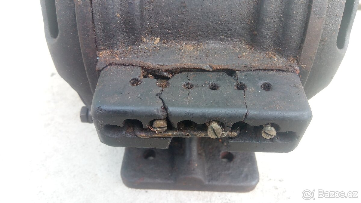 Velmi starý elektromotor - do sbírky. - 7