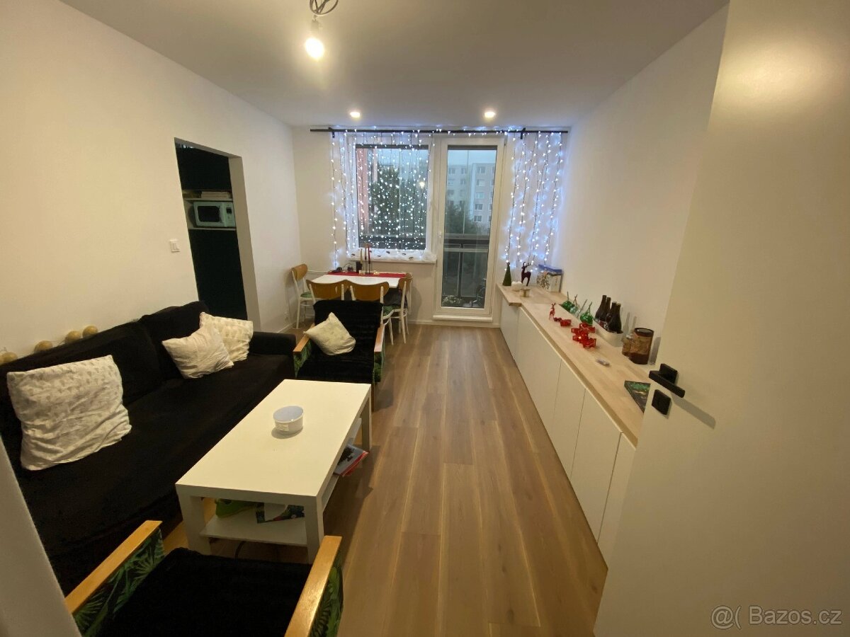 Prodej bytu 3+1 v Rožnově pod Radhoštěm - 7