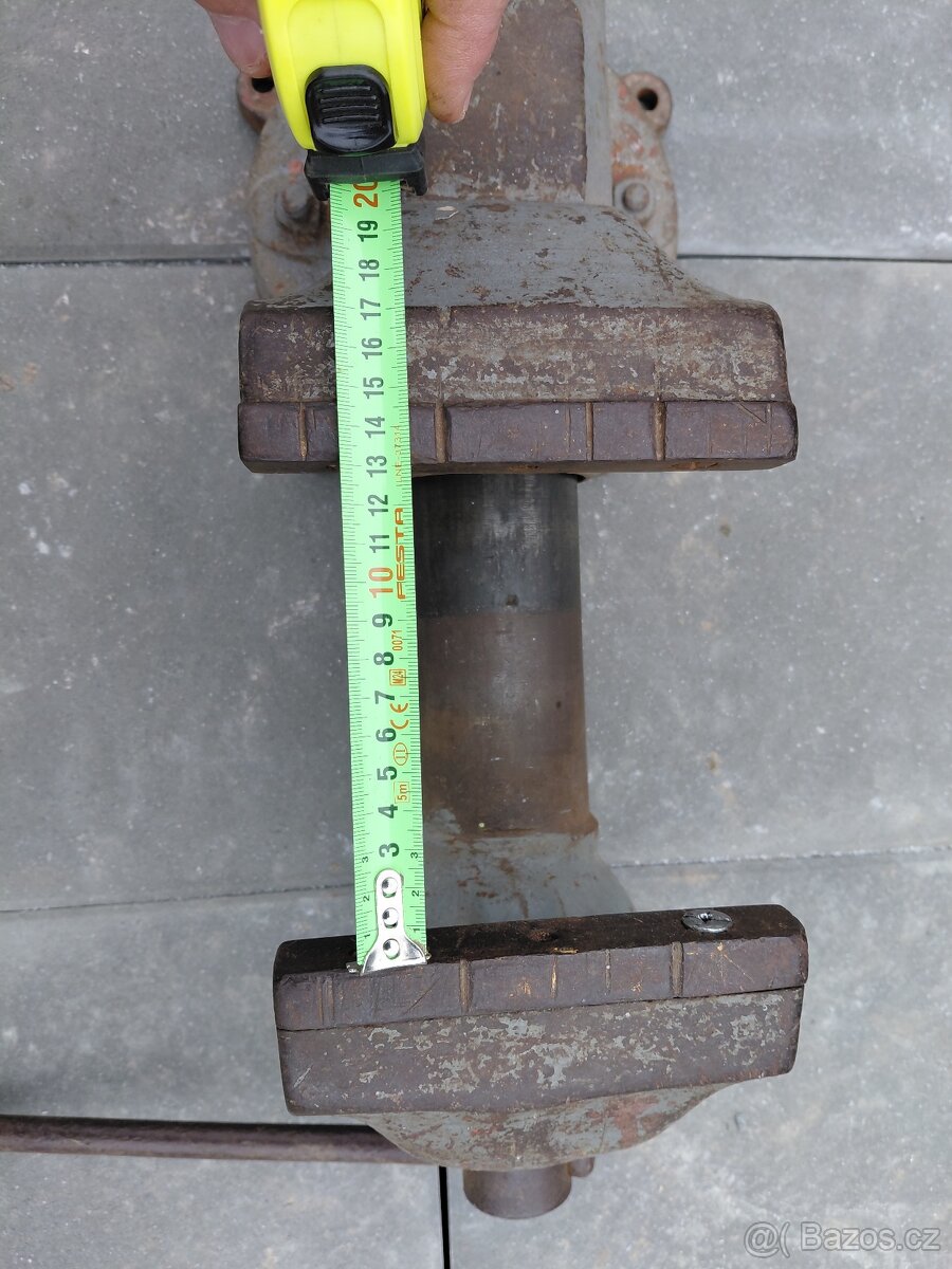 Dílenský svěrák York 150 - 7