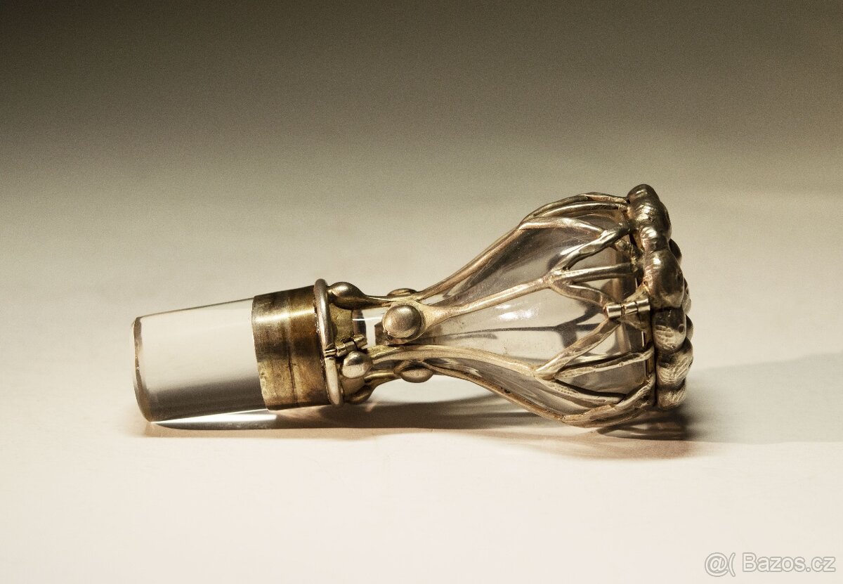 Karafa s pohárikmi - 7