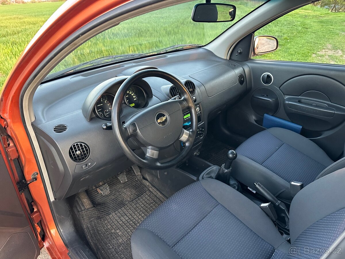 Chevrolet Aveo 1.2 - 7