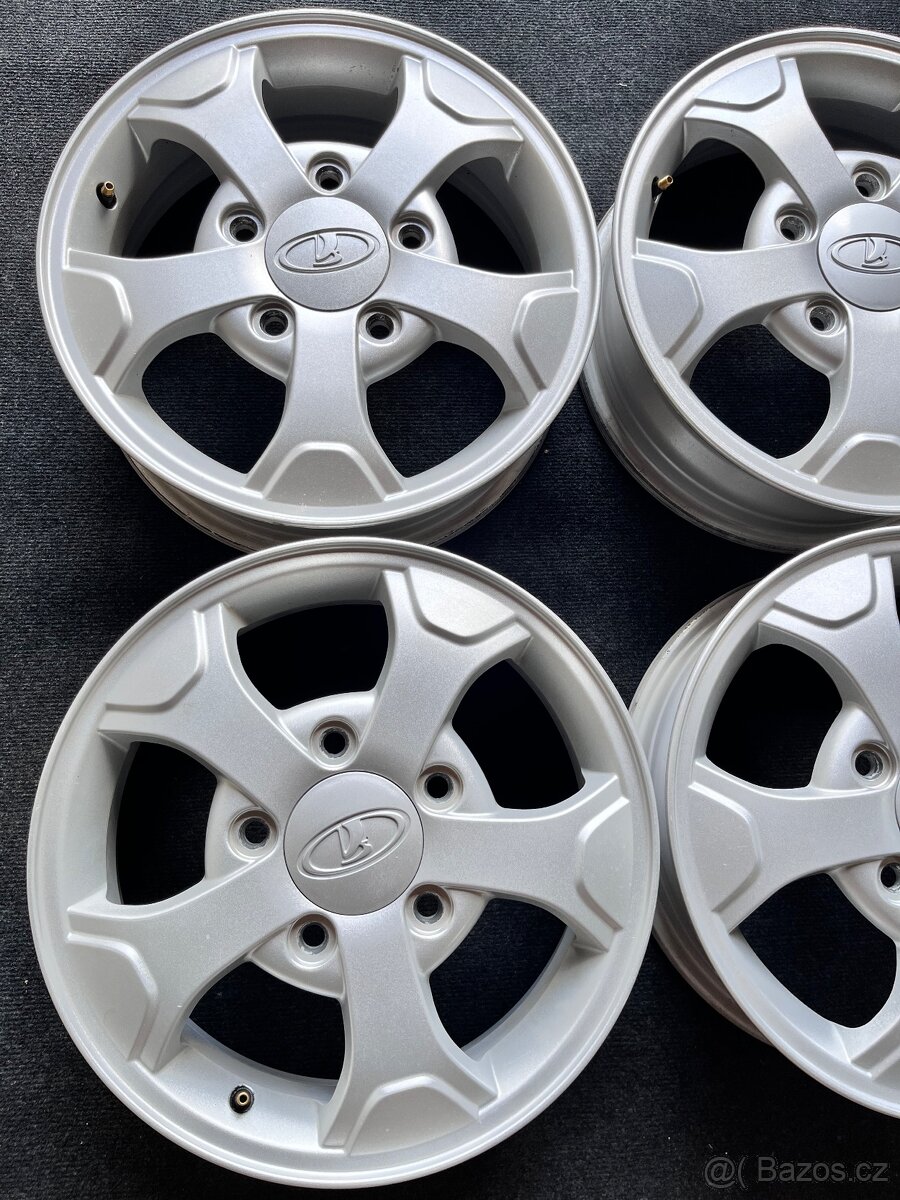 Lada Niva originál Alu disky - ET 58 - 7