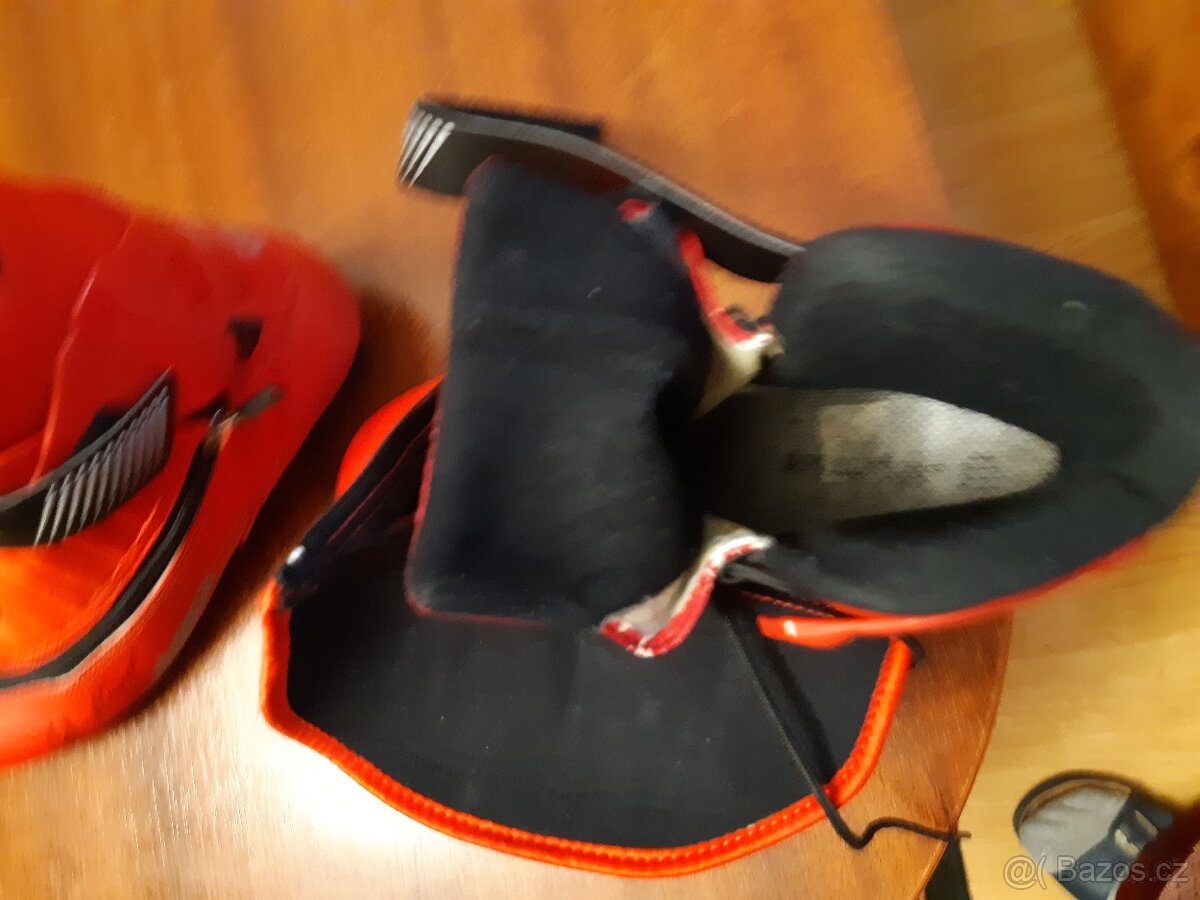 Komplet na běžkovani zánovni Sporteny190 cm hůlky a boty Al - 7