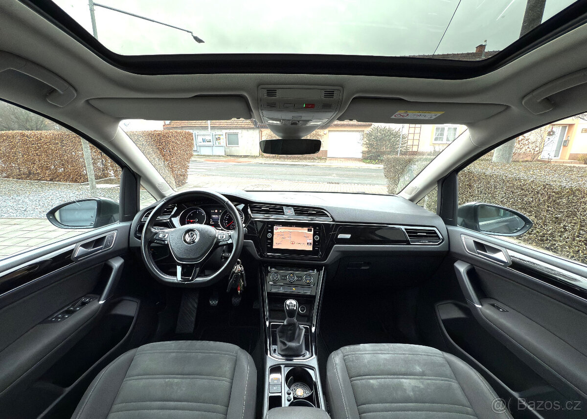 Volkswagen Touran, 2.0TDI,110kw,HIGHLINE,2019 - 7
