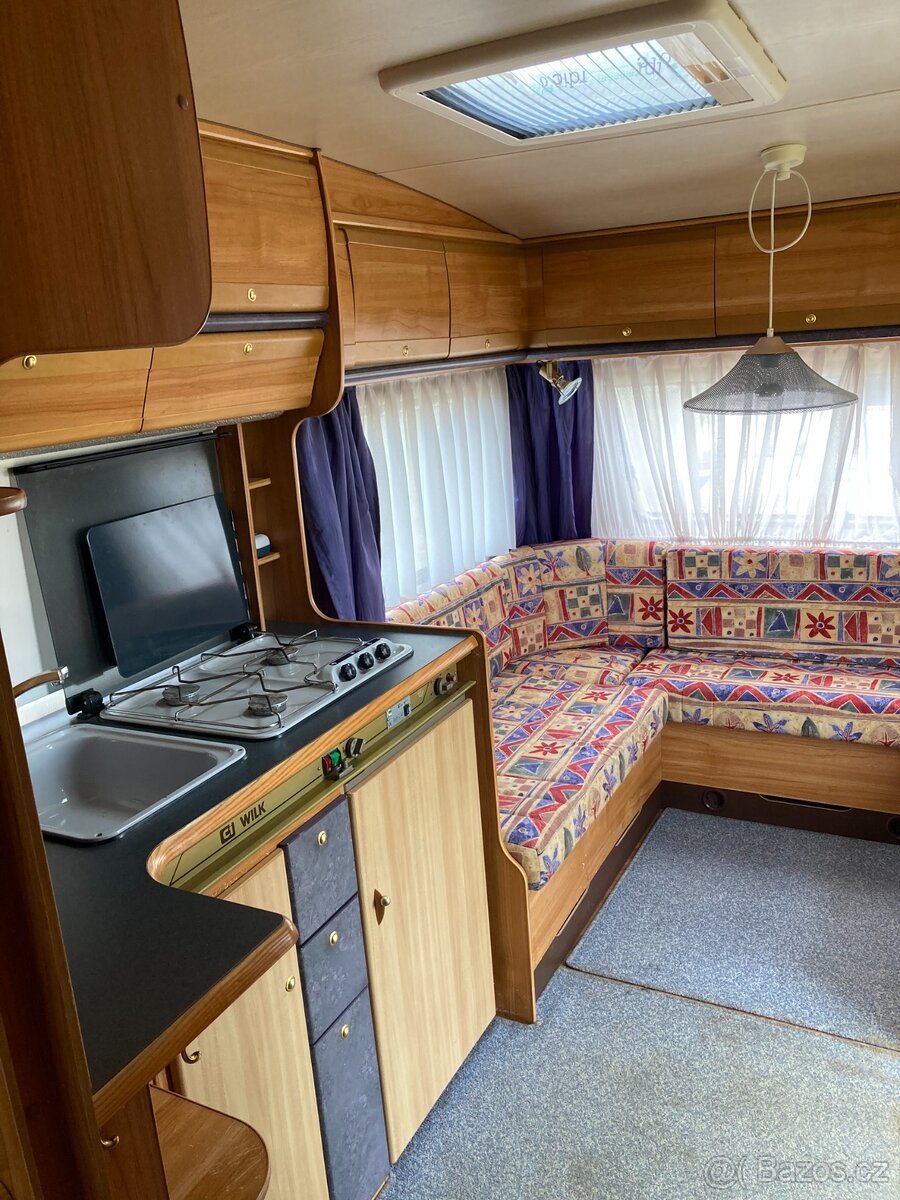WILK Stern, karavan pro 4 osoby, WC, kuchyně, stan - 7