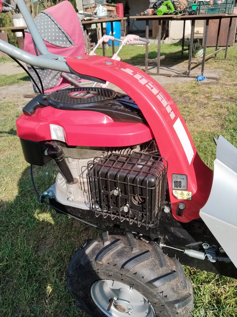 Lištová sekačka s pojezdem - Hecht - 7