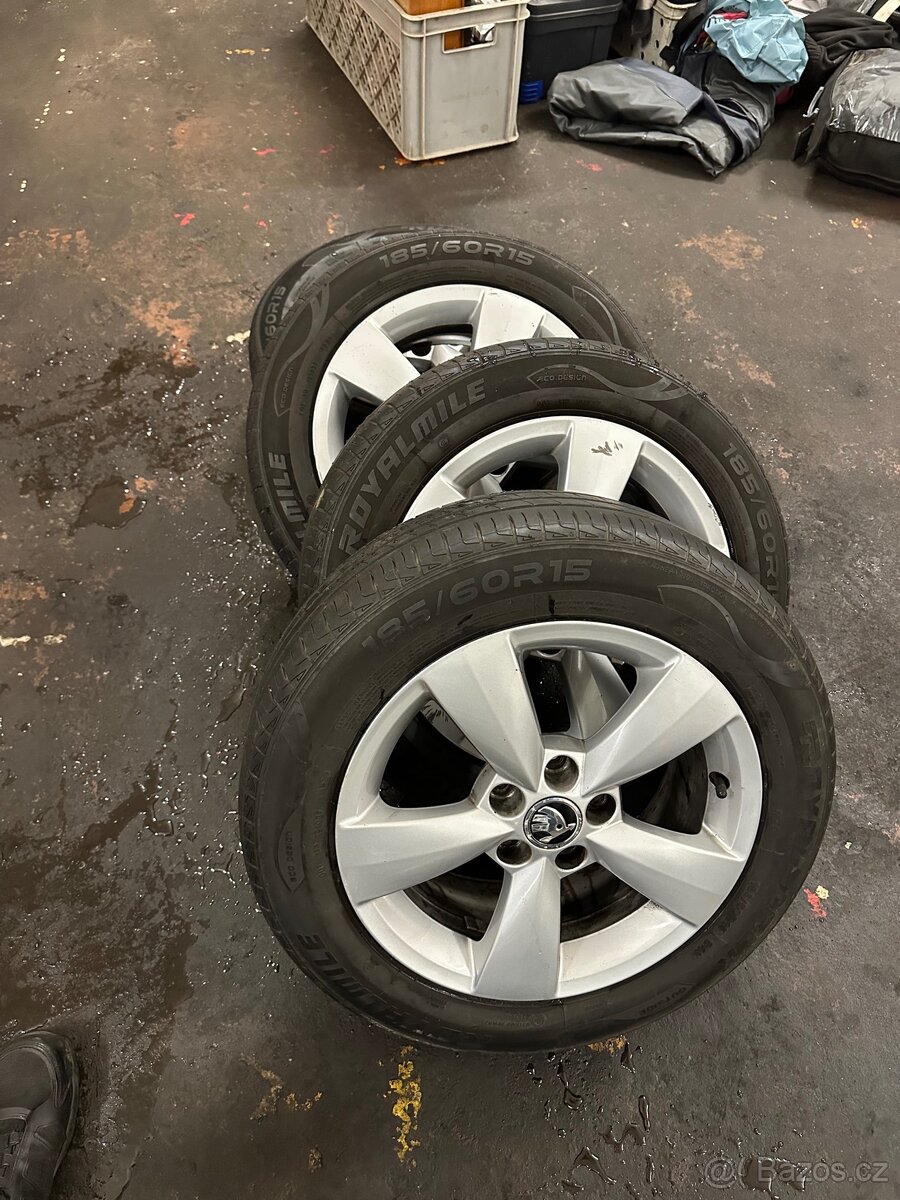 185/60 R 15 - 7