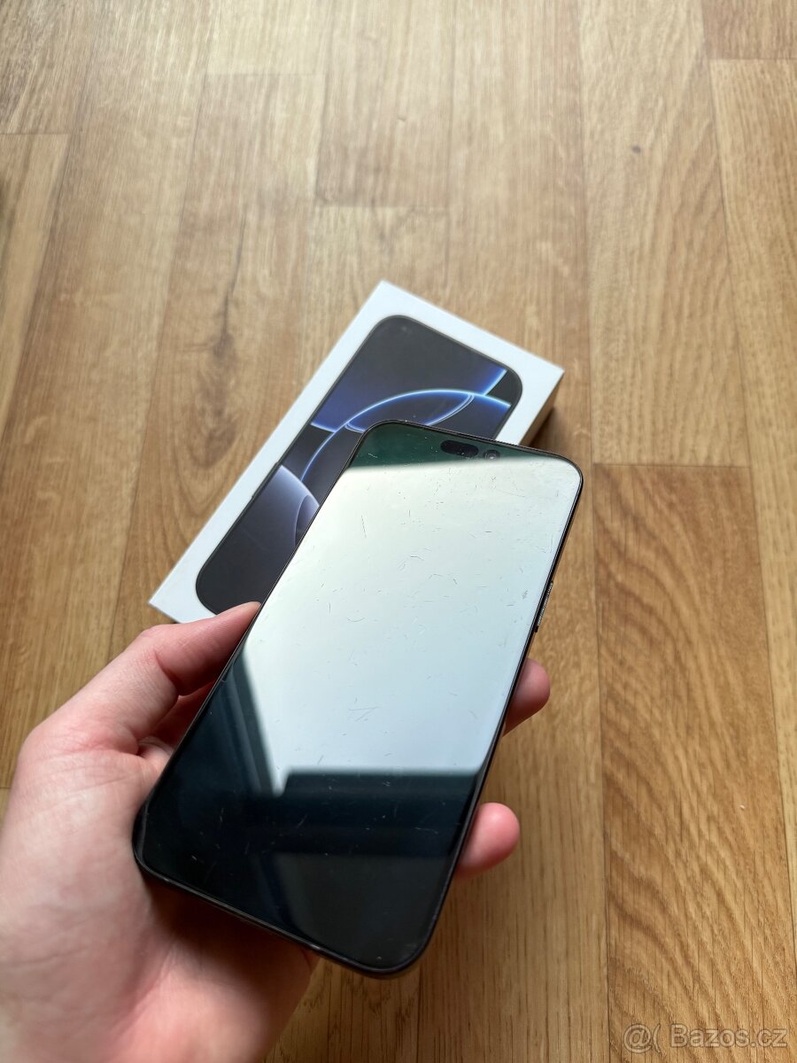 Apple iPhone 15 Pro Max 256GB modrý titan - 7