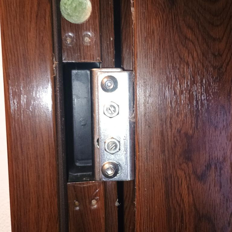 Vchodové bezpečnostní dveře - 7