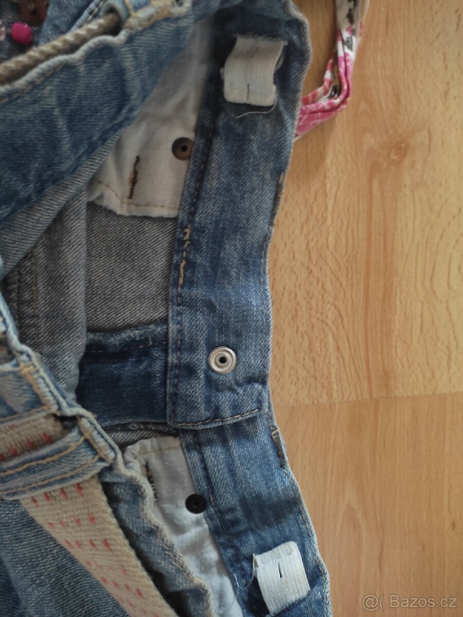 Kraťasy vel. 134 - 7