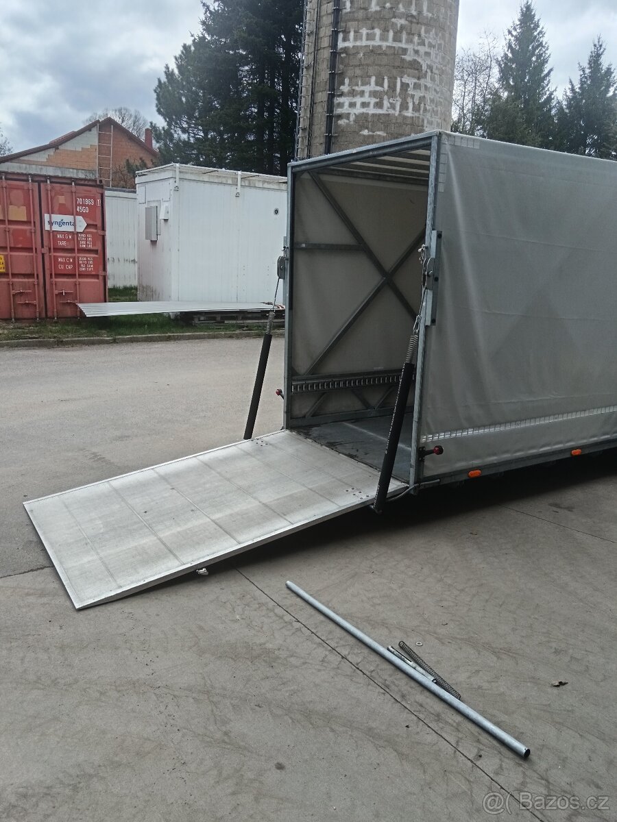 Plachtovy přívěs VEZEKO s čelem - 7