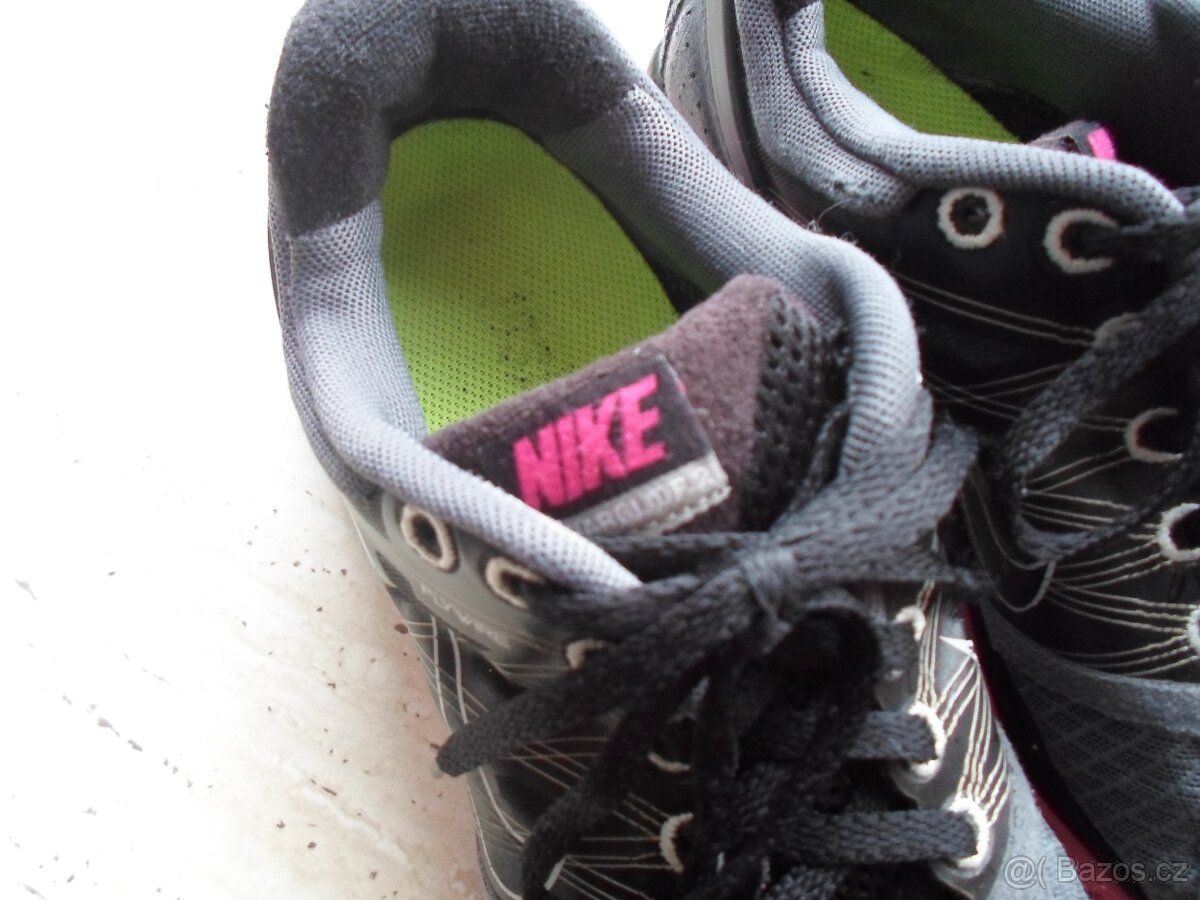 Černé růžové boty tenisky botasky Nike - 38 - 7