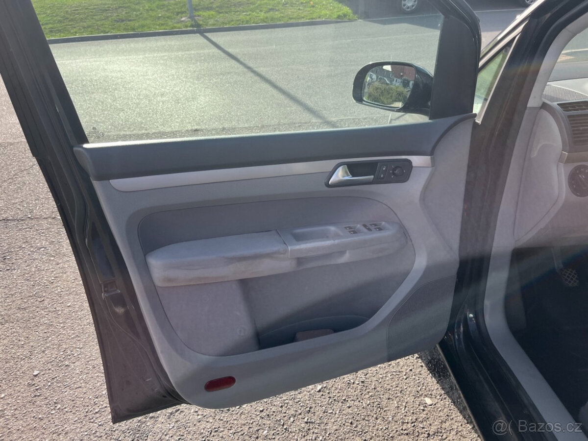 Volkswagen Touran 2.0i 80kW CNG - 7