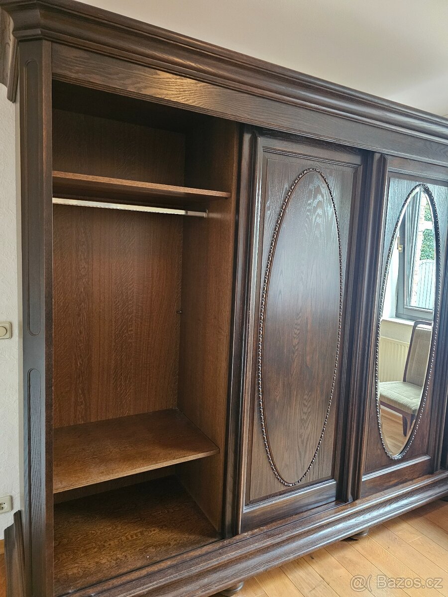 Skříň Rustikální Dub - 7