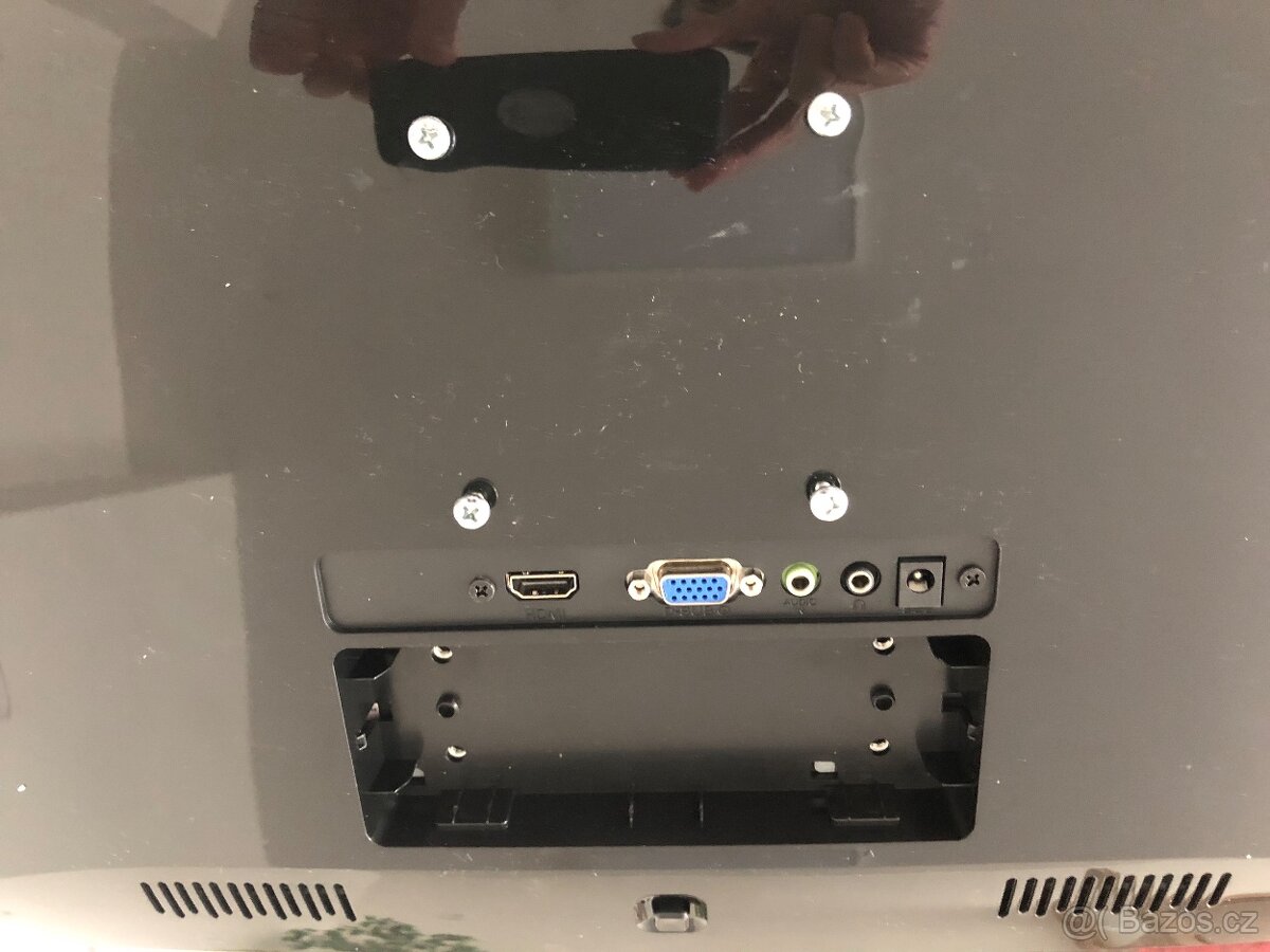 LCD monitor PHILIPS 21,5" černý - 7