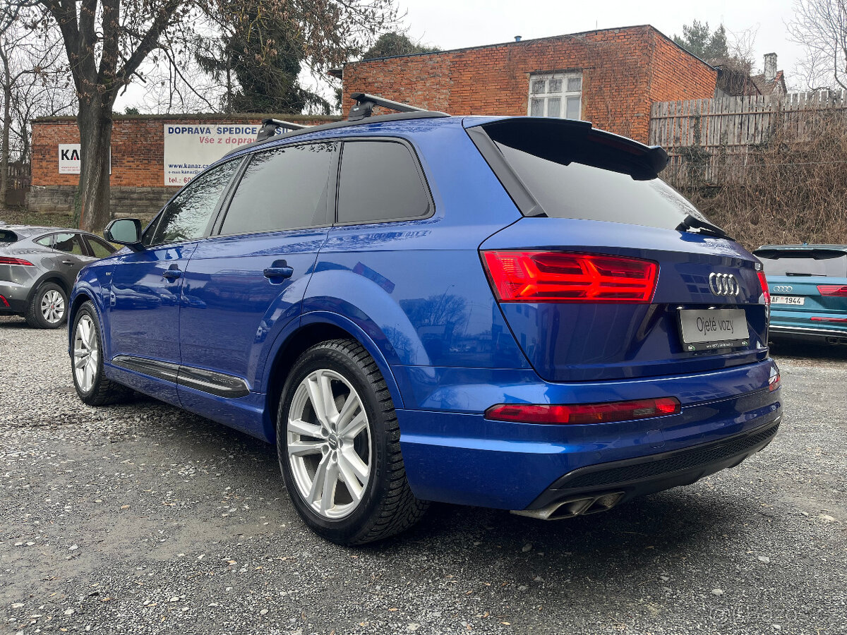AUDI SQ7 4,0 D V8 320 Kw 7 MÍST PANORAMA - 7