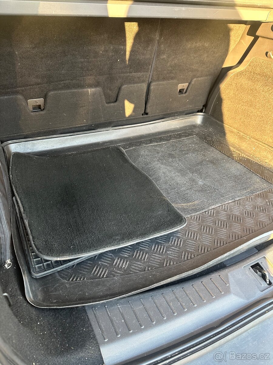 Ford kuga - 7