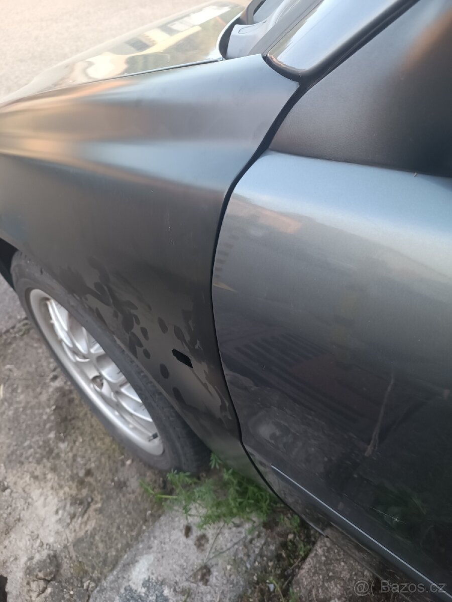 Blatníky Volvo V40 a S40 2000-2004 (pofaceliftu) - 7