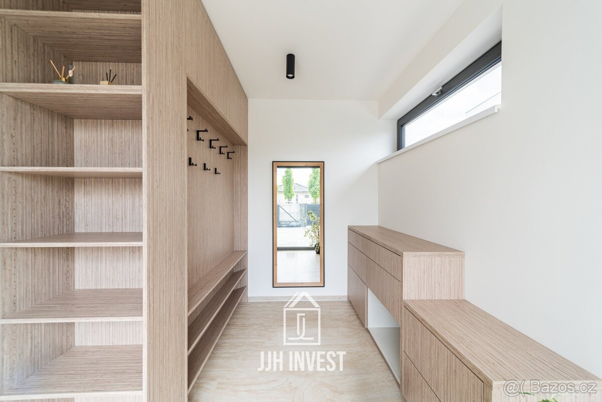 Rodinný dům 4+kk, 190 m², pozemek 824 m² – Vysoký Újezd, jen - 7