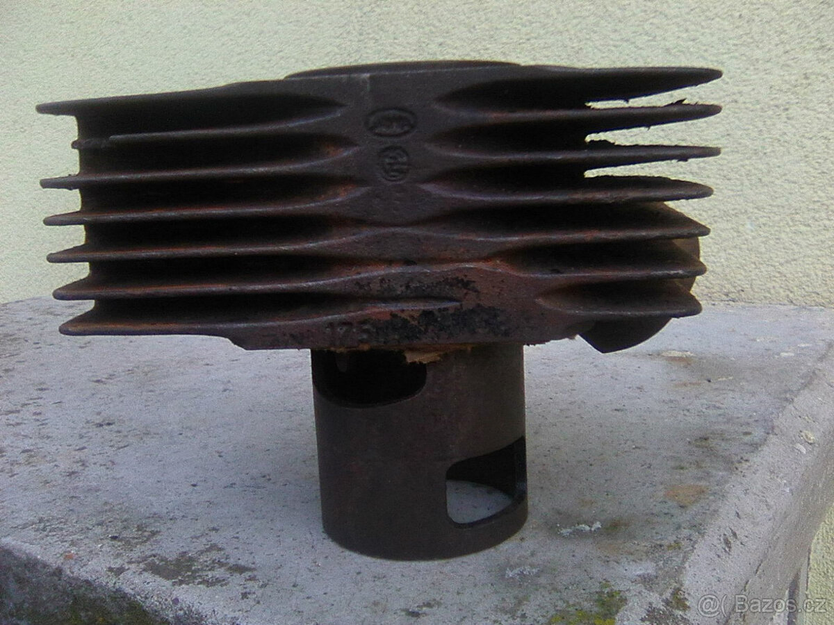 Jawa 350/634 - válce,otáčkoměr,blinkry a vypínač spojky - 7